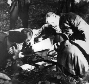 polishundergroundradiostation-315x300