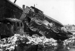 trainderailedbyzwz-434x298